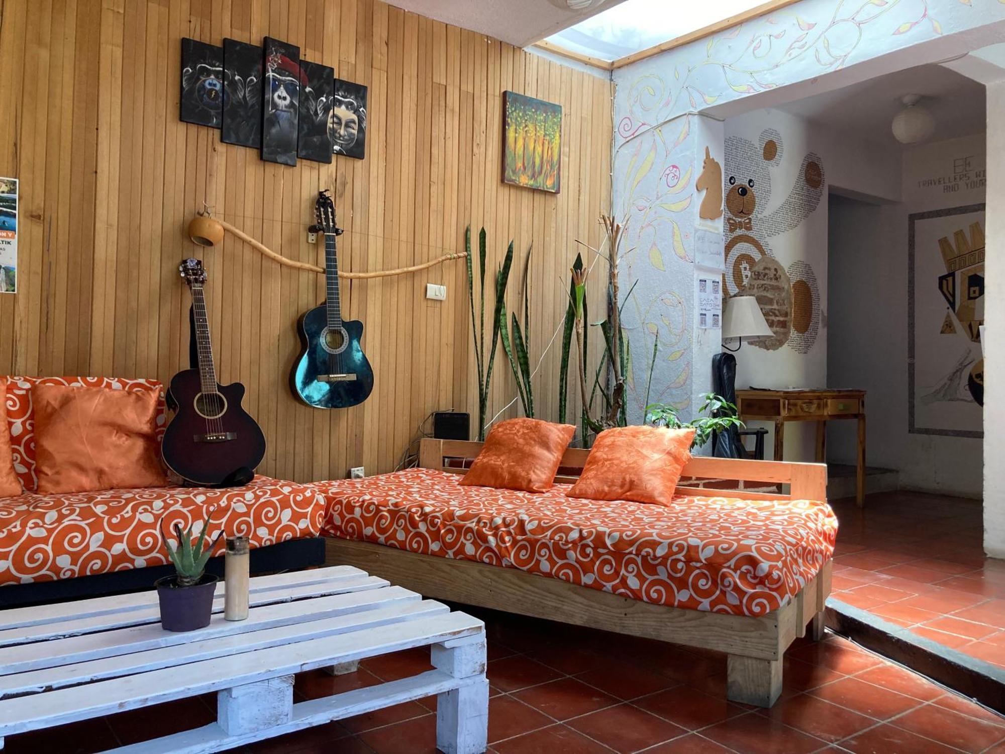 Casa Satoshi Pansiyon San Cristóbal de Las Casas Dış mekan fotoğraf