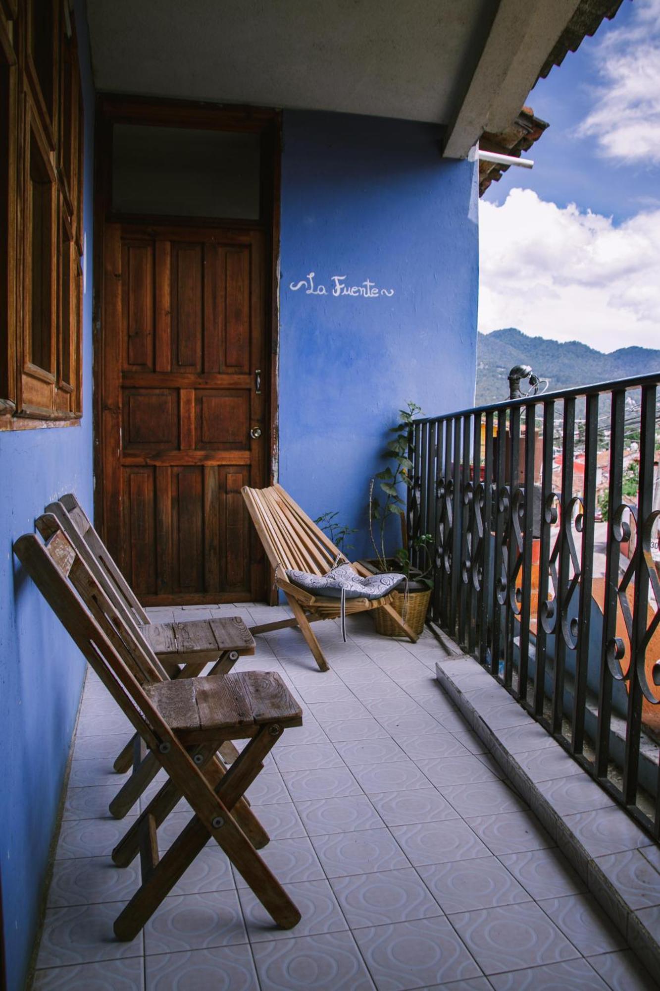 Casa Satoshi Pansiyon San Cristóbal de Las Casas Dış mekan fotoğraf